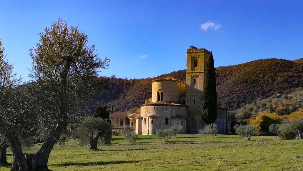Villa Casa Maria - Dimora Di Charme à Montalcino Extérieur photo